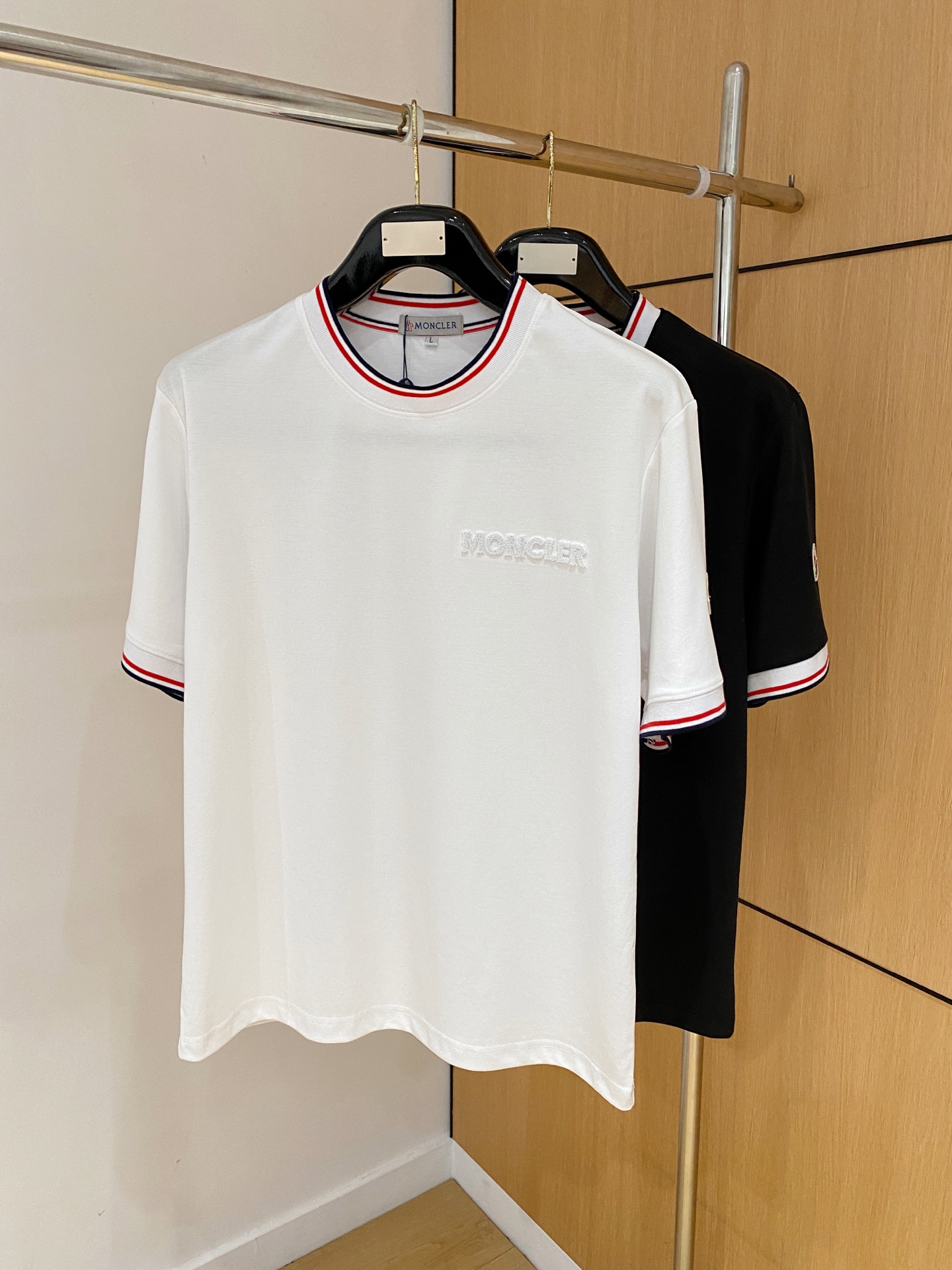 short sleeves